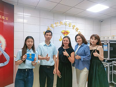 Visita a la fábrica: bienvenida a los socios de Kazajstán a nuestro taller en...