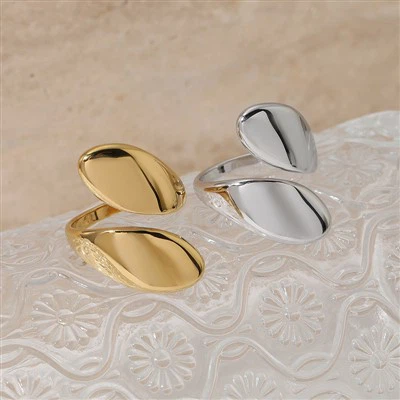 Anillo abierto liso ajustable