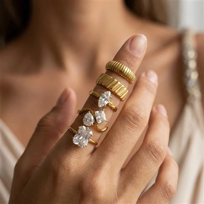 Anillo Bypass de dos piedras con circonita cúbica