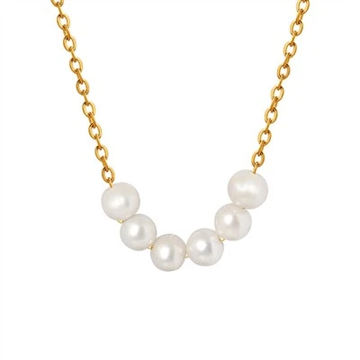 Collar de cadena fina con perlas curvadas
