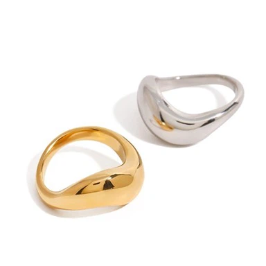 Anillo Bold Wave de Acero Chapado en Oro