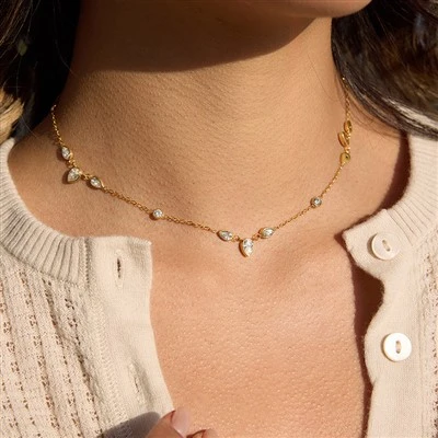 Collar mini brillante con cadena de lágrima